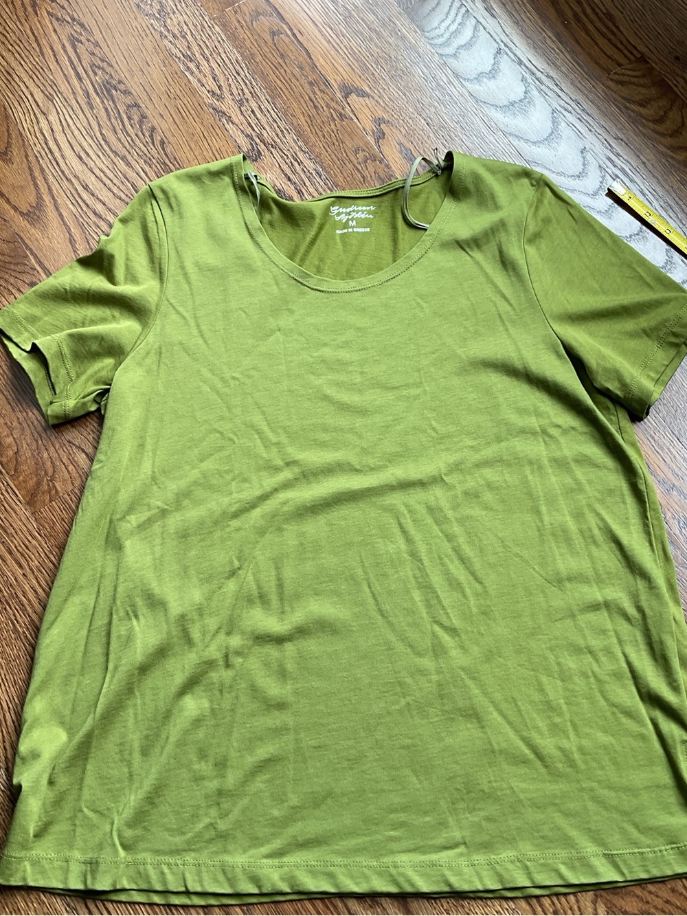 Gudrun Sjoden Short Sleeve Scoop Neck Tee in Olive
